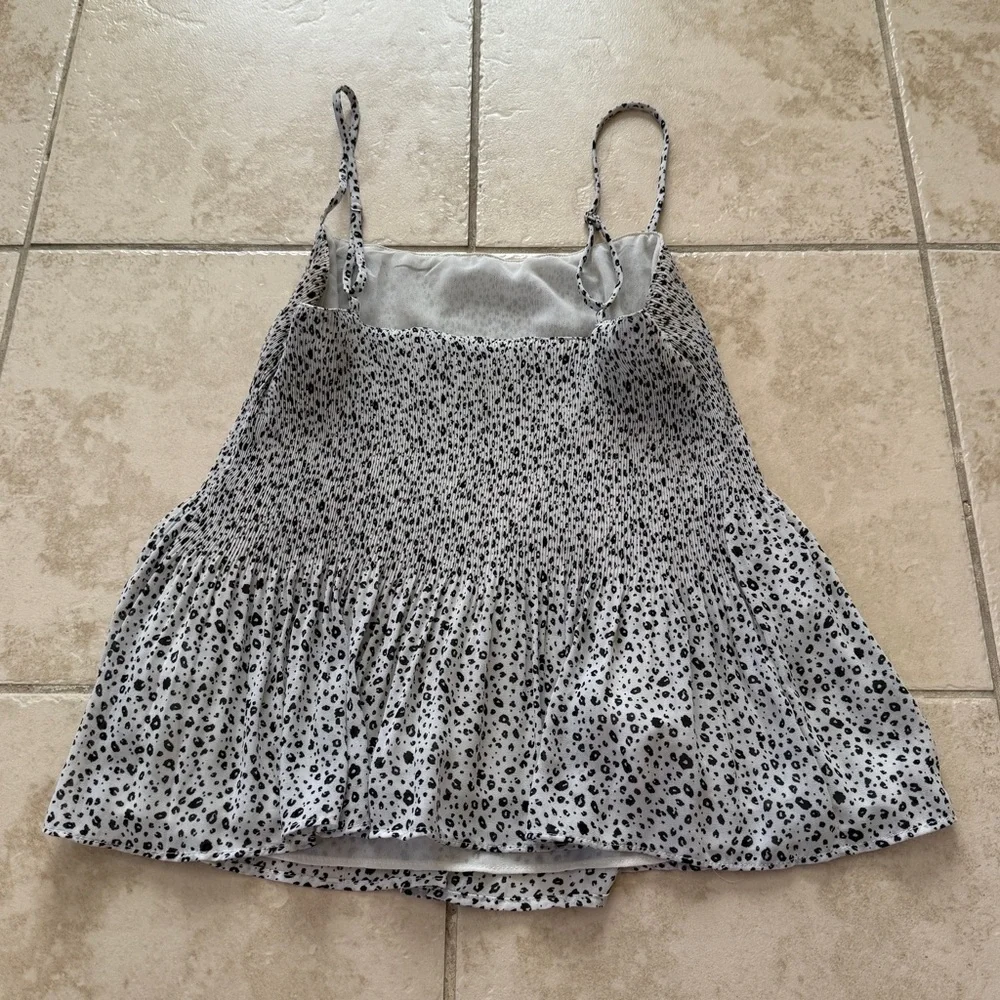 Animal Print Tank Top. - Picture 3 of 3